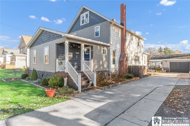 $289,500 | 2085 Center Street | Newfane