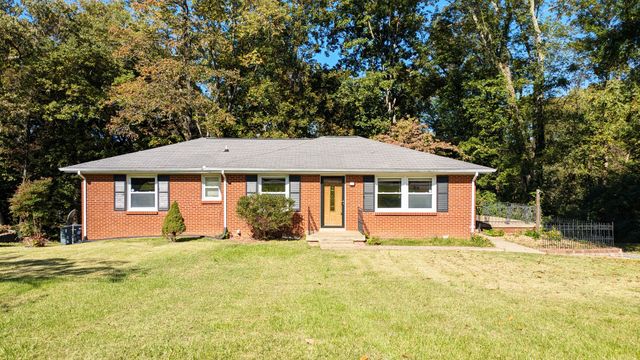 $1,675 | 564 Chesterfield Drive | Clarksville