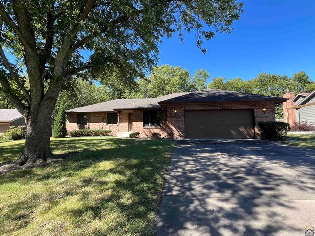 $269,900 | 3019 Southwest Arvonia Place | Topeka