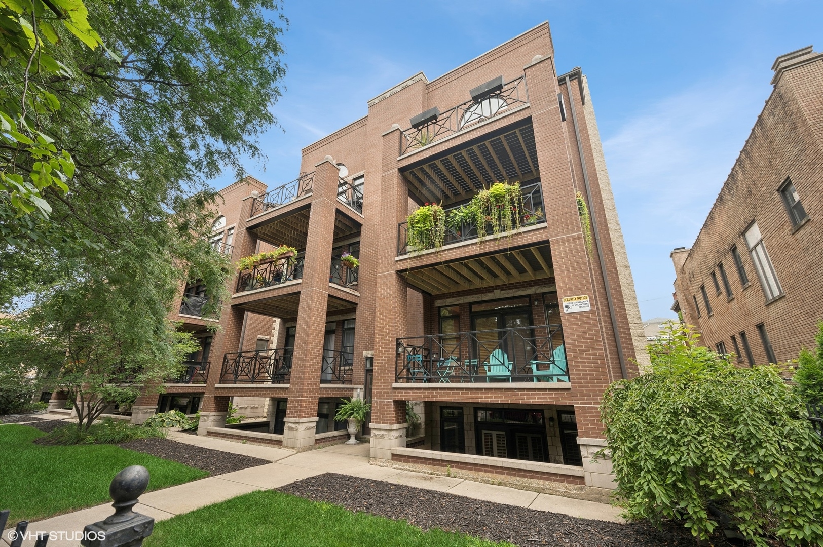 a view of building with yard