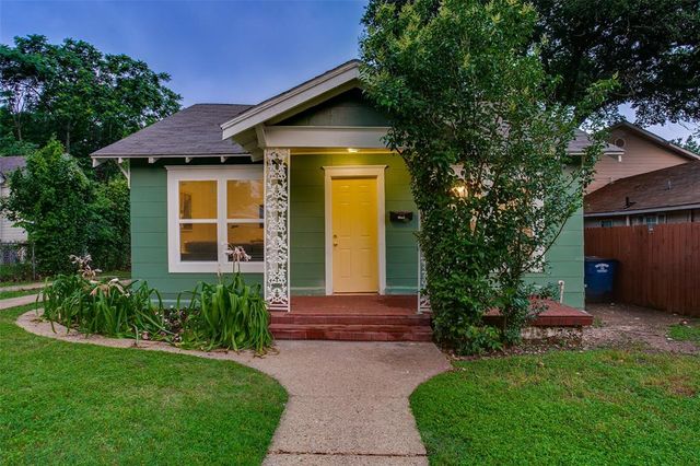 $2,450 | 1227 South Oak Cliff Boulevard | North Oak Cliff