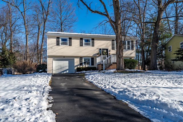 $379,900 | 88 Coventry Court | Voorheesville