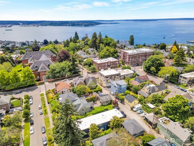 $650,000 | 1519 5th Avenue West | West Queen Anne