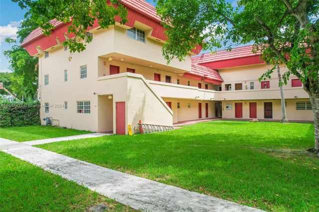 $274,900 | 10901 North Kendall Drive, Unit 203 | Kendall