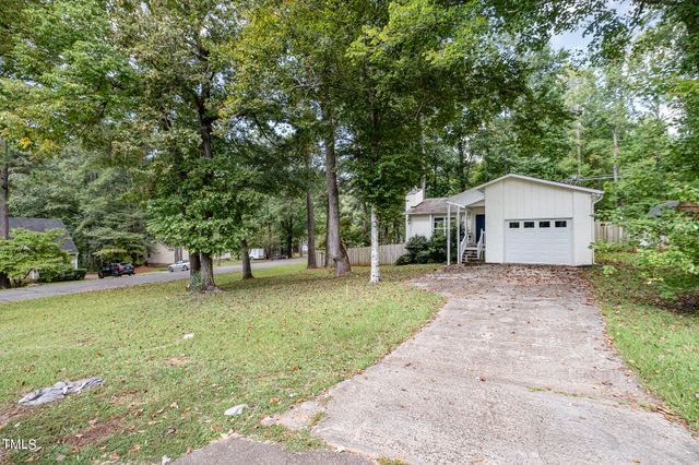 $225,000 | 1312 Cedarhurst Drive | Sanford