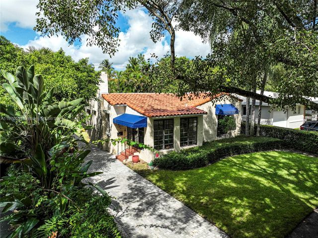 $1,560,000 | 605 Navarre Avenue | Granada