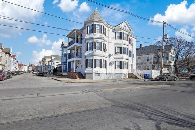 $649,000 | 2-4 Stapleton Street | South New Bedford