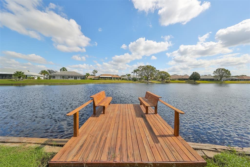 Private Dock On Caloosa Lake- Recently Painted