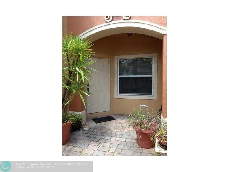 Entry way and front Courtyard