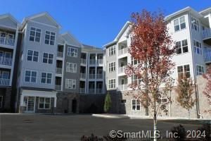 $1,695 | 398 A Federal Road, Unit 218 | Candlewood Lake