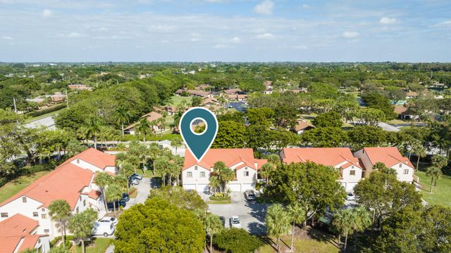 $300,000 | 4 Vía De Casas Sur, Unit 201 | Boynton Beach