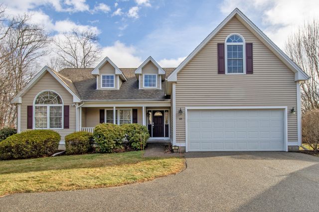 $449,900 | 65 Laurel Ridge, Unit 65 | East Hampton