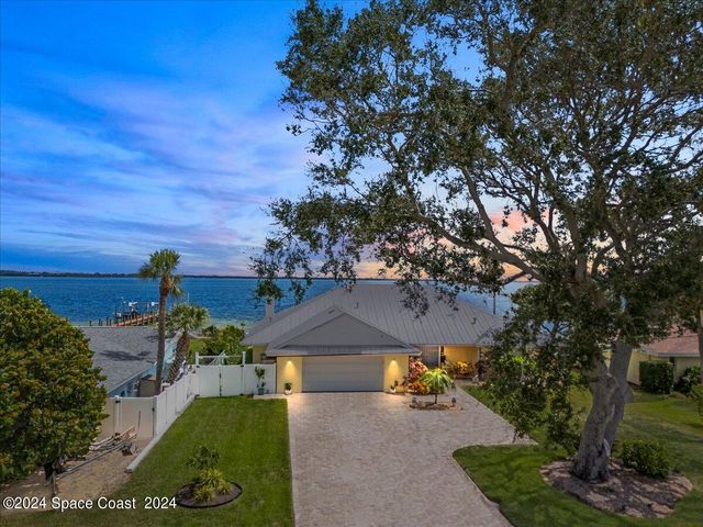 $1,395,000 | 3010 Newfound Harbor Drive | Angel City