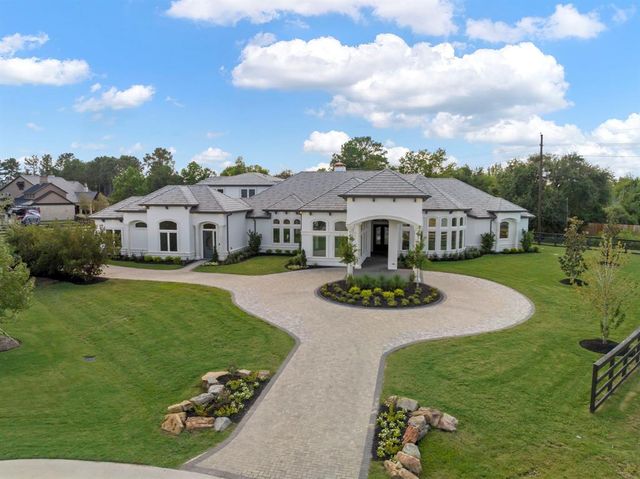 $2,899,000 | 2 Little Sorrell Court