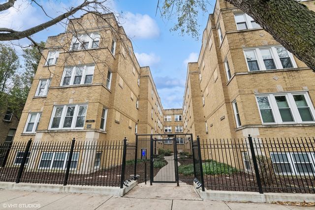 $275,000 | 3425 West Shakespeare Avenue, Unit 3B | Logan Square