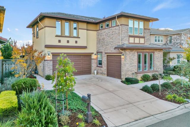 $2,698,000 | 17 Stirling Way | Stonebrae