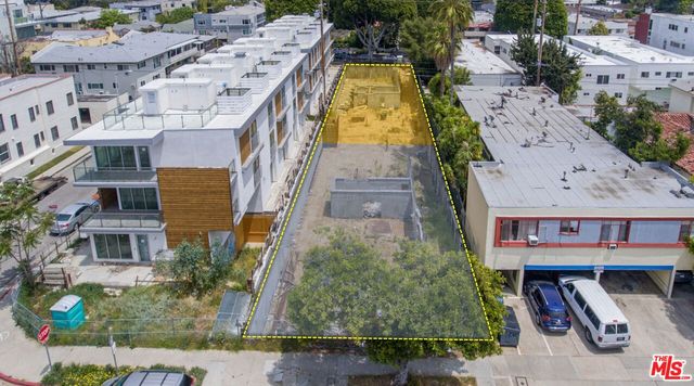 $2,984,000 | 944 North Ogden Drive | West Hollywood Vicinity