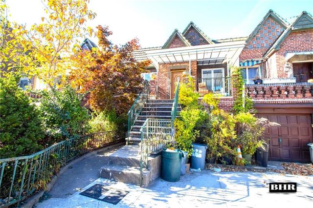 $1,250,000 | 38 Corbin Place | Brighton Beach