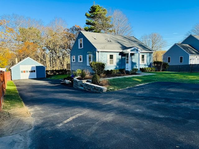 $589,900 | 210 South Main Street | Hopedale