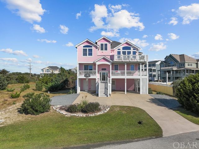 $1,310,000 | 40426 Ocean Isle Loop | Avon