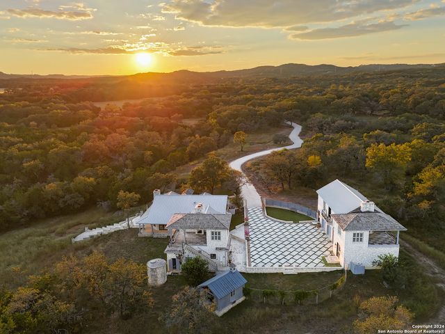 $1,900,000 | 315 Upper Balcones Road