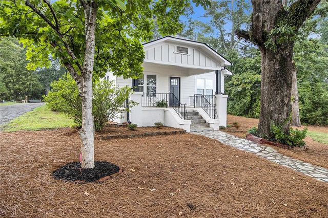 $260,000 | 616 Old Town Road | Villa Rica