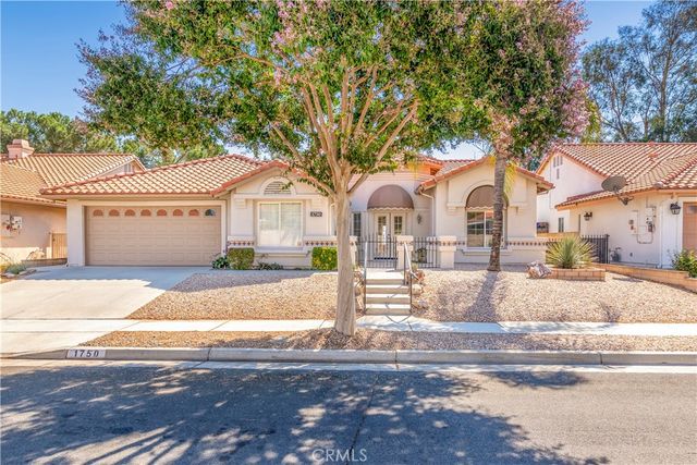 $577,000 | 1750 Almond Tree Street | Seven Hills