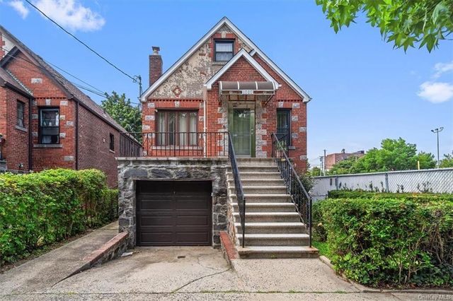 $869,000 | 1737 Hering Avenue | Morris Park