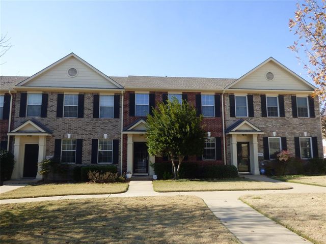 $310,000 | 4133 Kyndra Circle | Richardson