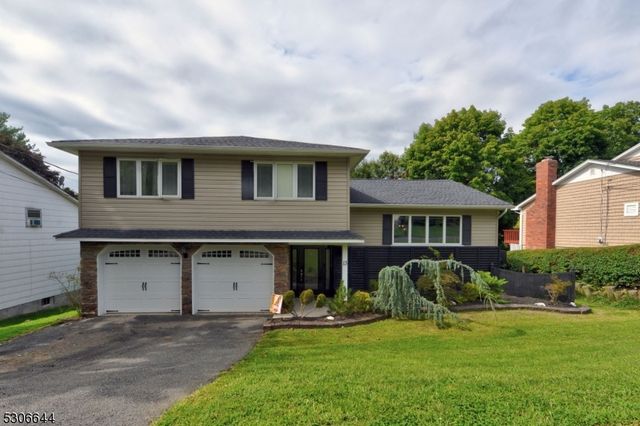 $669,000 | 13 Lovell Drive | Wanaque