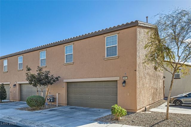 $1,700 | 5221 Steep Cliffs Avenue | Nellis Air Force Base