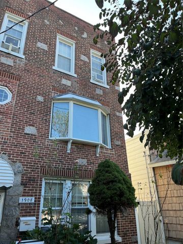 $2,800 | 1908 Mulford Avenue, Unit 1 | Pelham Bay