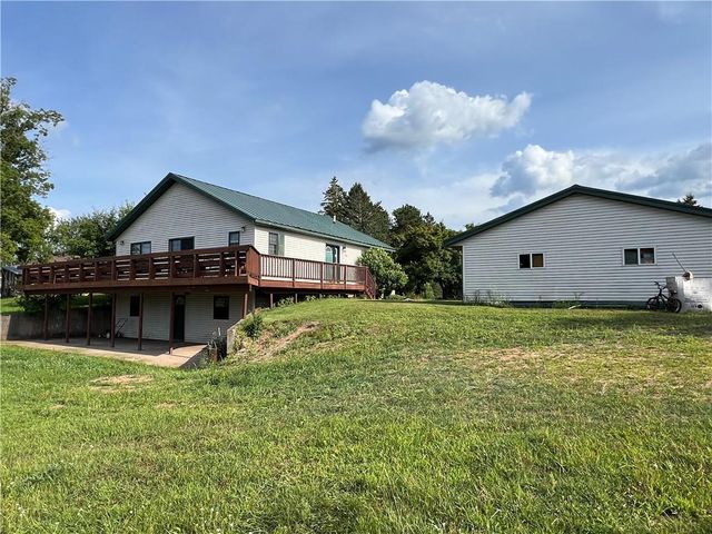 $299,900 | 417 8th Avenue | Shell Lake