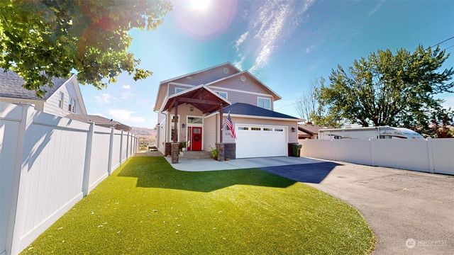 $699,000 | 534 Dewberry Avenue East | Omak