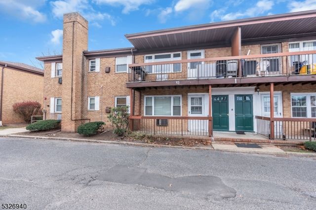 $259,000 | 55 Gill Lane, Unit 16 | Iselin