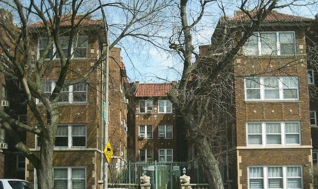 $1,400 | 7703 North Sheridan Road, Unit 3K | East Rogers Park