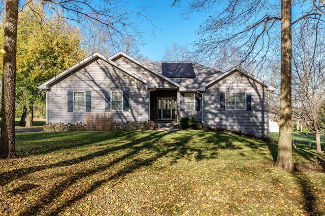 $330,000 | 5132 East Nordic Woods Drive | Marion Township - Ogle County