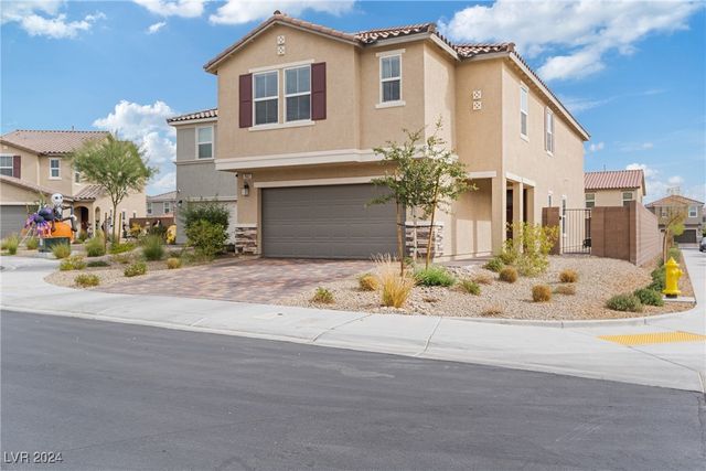 $525,000 | 7002 Amber Crystal Court | North Las Vegas