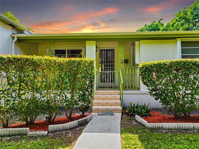 $1,200,000 | 5840 Southwest 62nd Terrace | South Miami