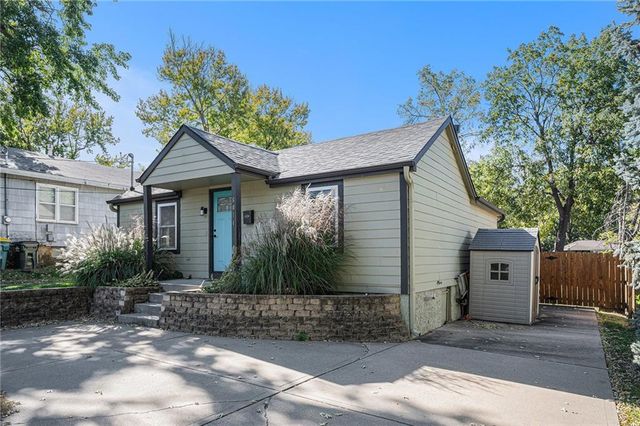 $219,000 | 6014 Quivira Road | Shawnee Mission