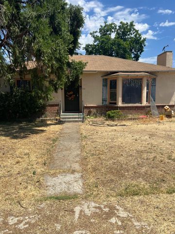 $244,500 | 934 West Terrace Avenue | Fresno High-Roeding