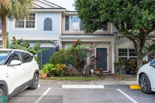 $337,000 | 3332 Confetti Lane | Coral Gate