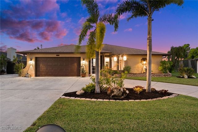 $625,000 | 617 Southeast 28th Terrace | Cape Coral