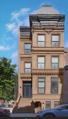 $2,200,000 | 101 West 121st Street | Harlem