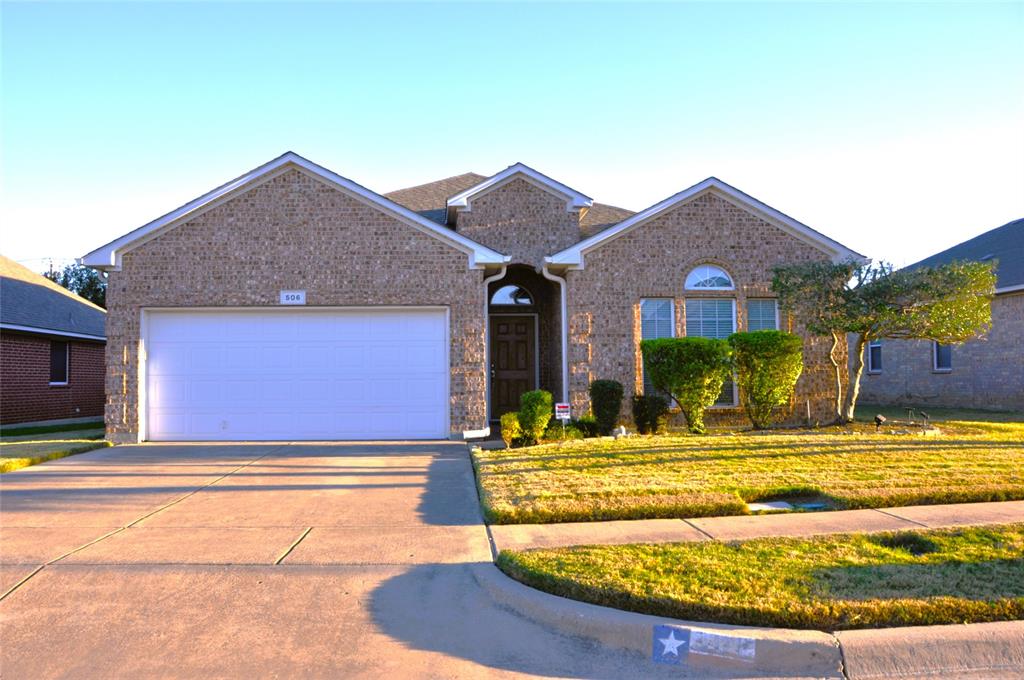 a view of house with outdoor space