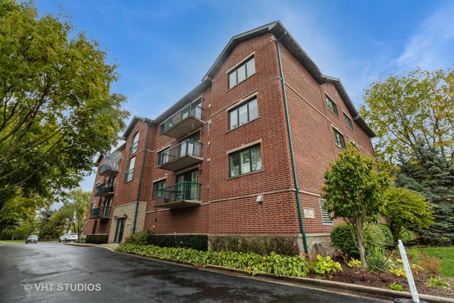 $309,900 | 511 North Cass Avenue, Unit 3A | Westmont