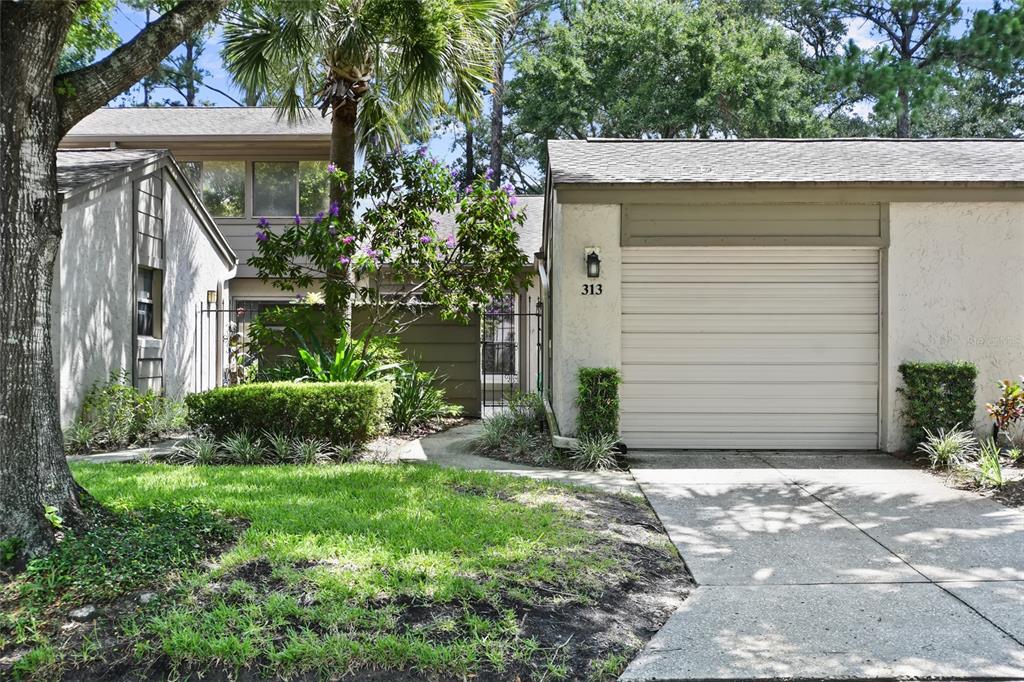 Front Elevation - Single Story Townhome w/ Garage