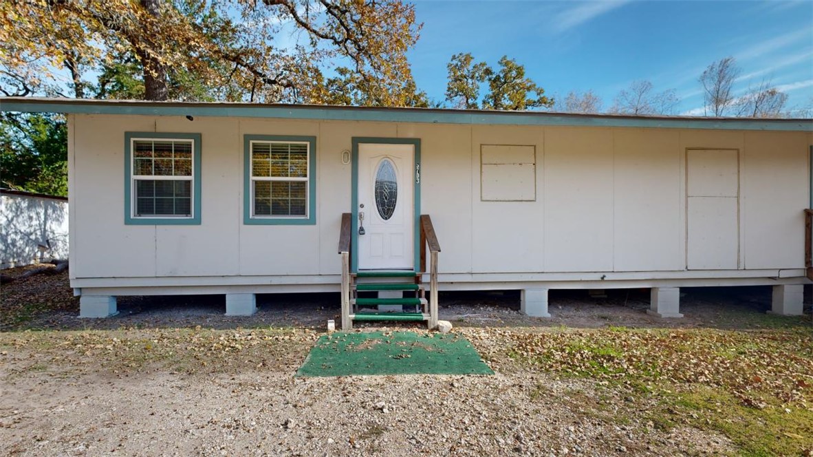 View of manufactured / mobile home