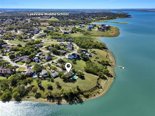 $750,000 | 4507 North Shore Drive | Garza Lake Estates