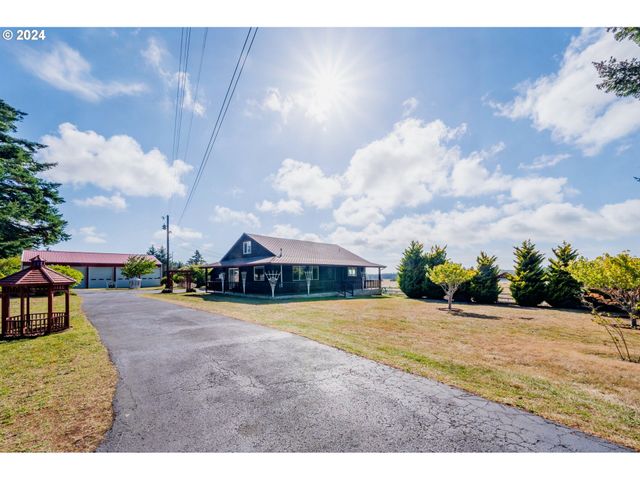 $969,000 | 92920 Cape Blanco Road